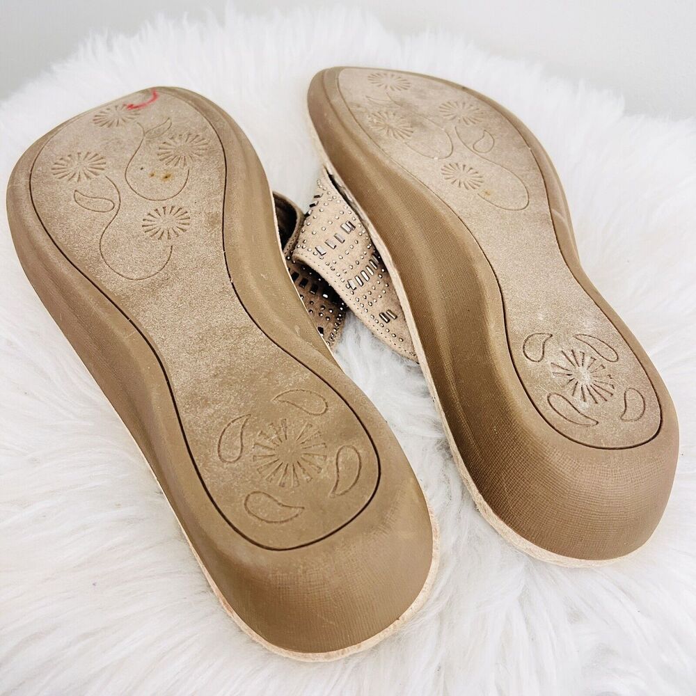 Cliffs Neutral Beige Silver Embellished Super Soft Slip on Sandals ~ Size 11 - Picture 7 of 8